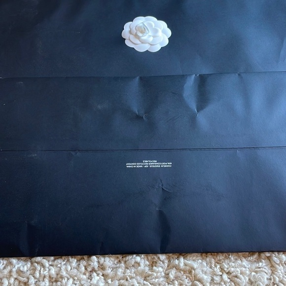Chanel Shopping Bag with Flower - Picture 3 of 5